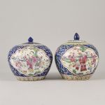 1730 9033 VASES AND COVERS